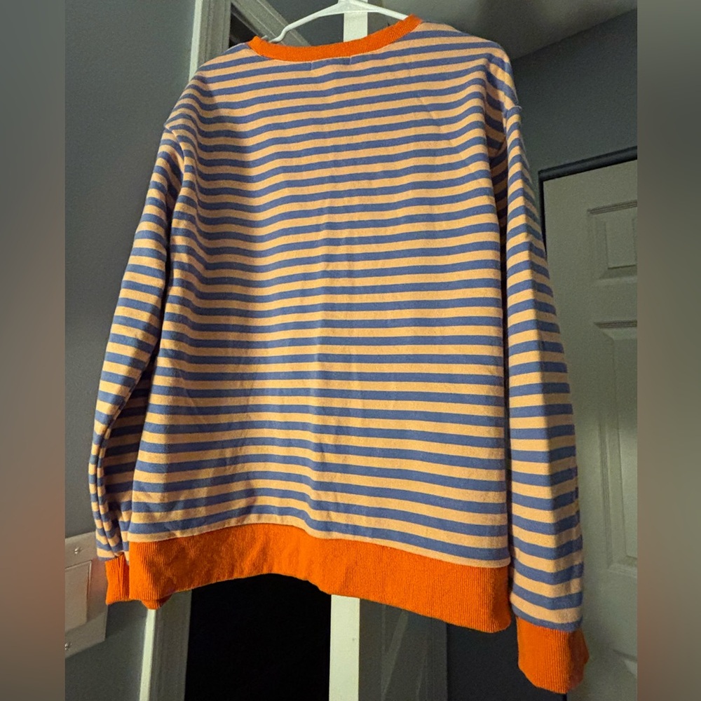 Women’s Striped Sweatshirt - XL - Picture 3 of 5